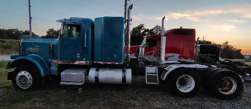 1979 FREIGHTLINER - Image 5